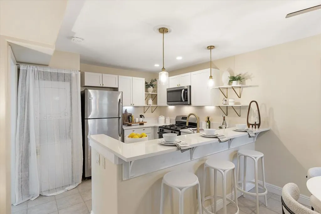 https://cdn.realtyfeed.com/cdn/127/306723443/887df07a3d76a3c2bb21d676cffd14ae.webp