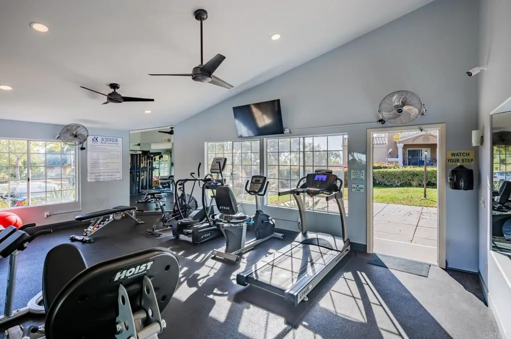https://cdn.realtyfeed.com/cdn/127/306723443/c02f11aab650edfafc44cb01e4d8456f.webp