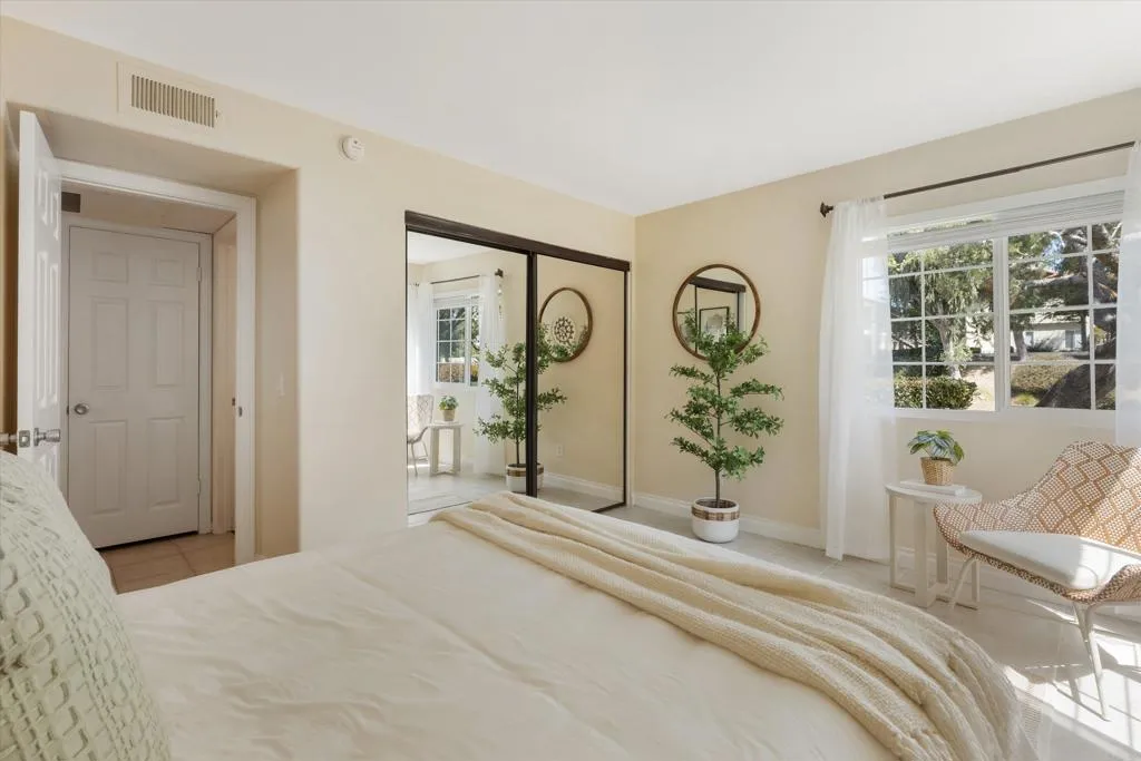 https://cdn.realtyfeed.com/cdn/127/306723443/def4e4d6bd9b5a52081e1f63654fbdb8.webp