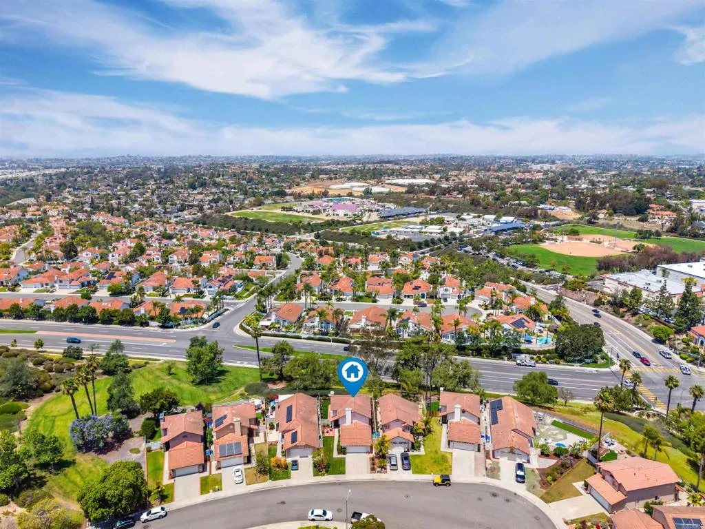 https://cdn.realtyfeed.com/cdn/127/306723445/26d5b30155494e7d500e752e9f4a7188.webp