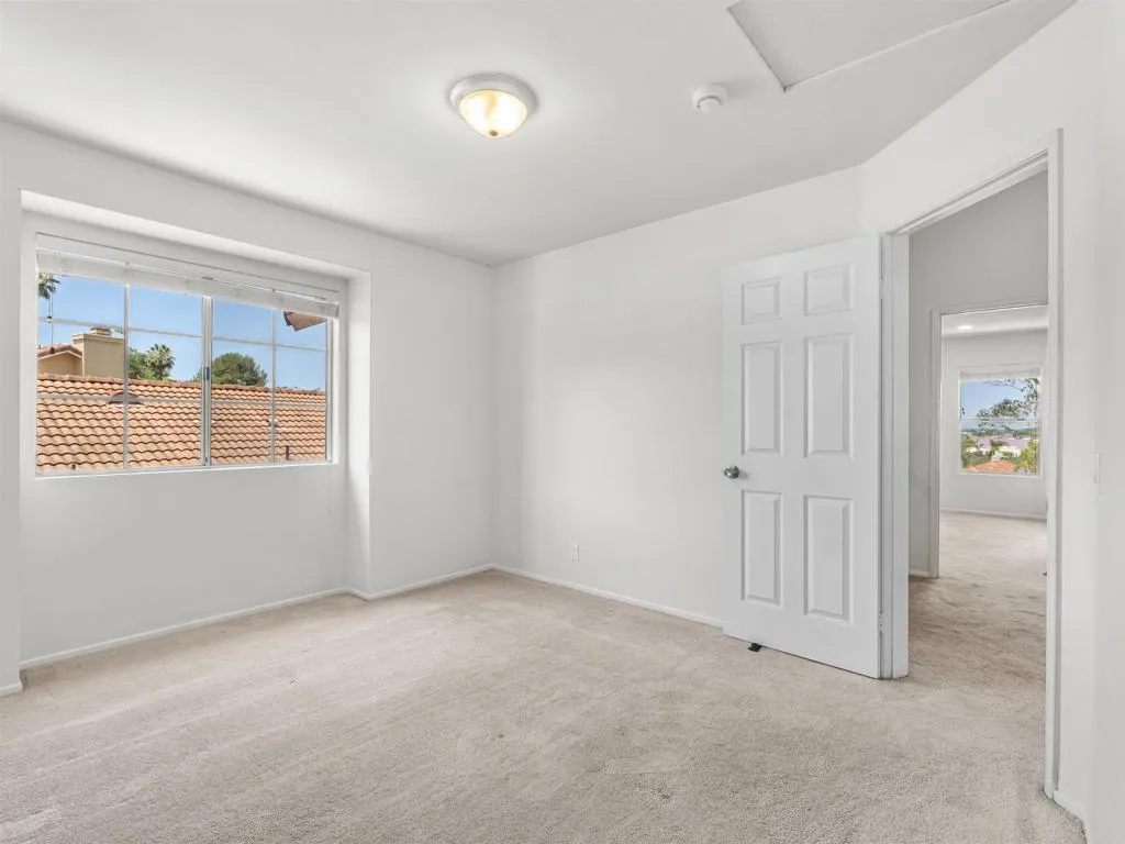 https://cdn.realtyfeed.com/cdn/127/306723445/6ad89b6d071e2d4e0370774f7d205125.webp