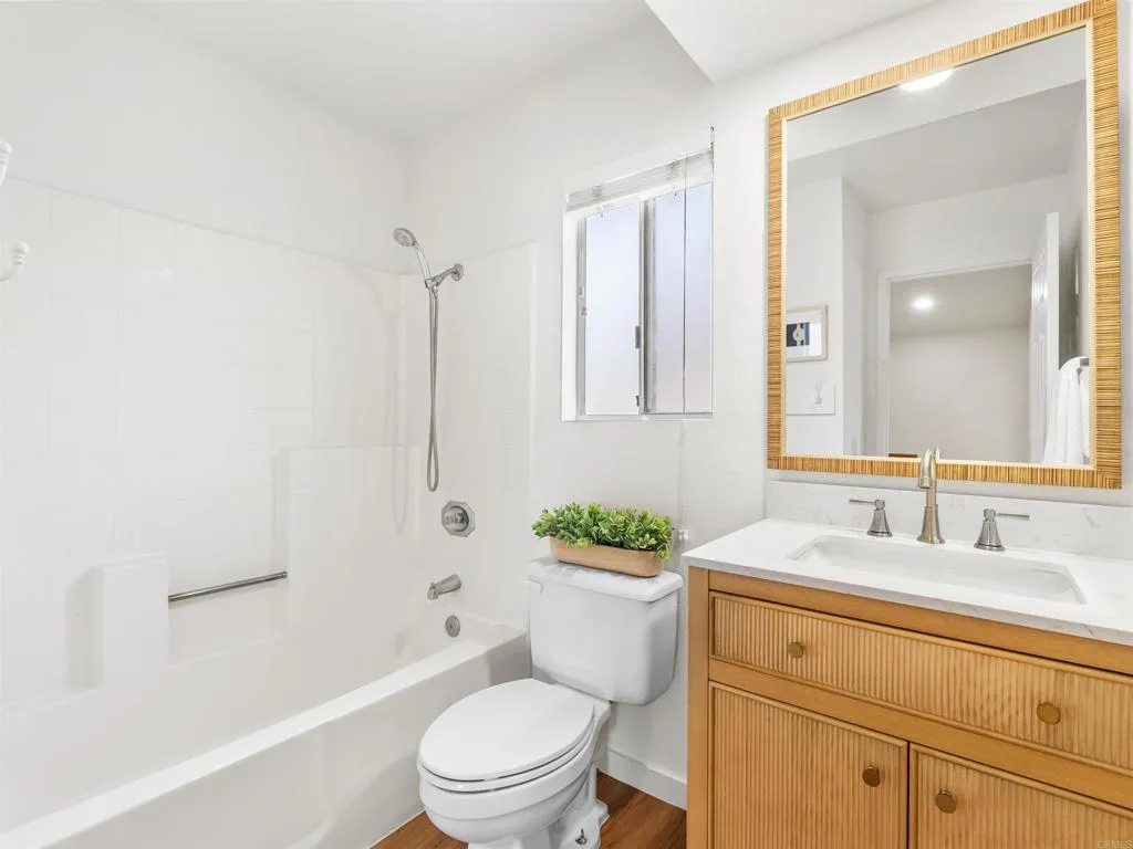 https://cdn.realtyfeed.com/cdn/127/306723445/8559980a497a7f2976df548da12980ac.webp