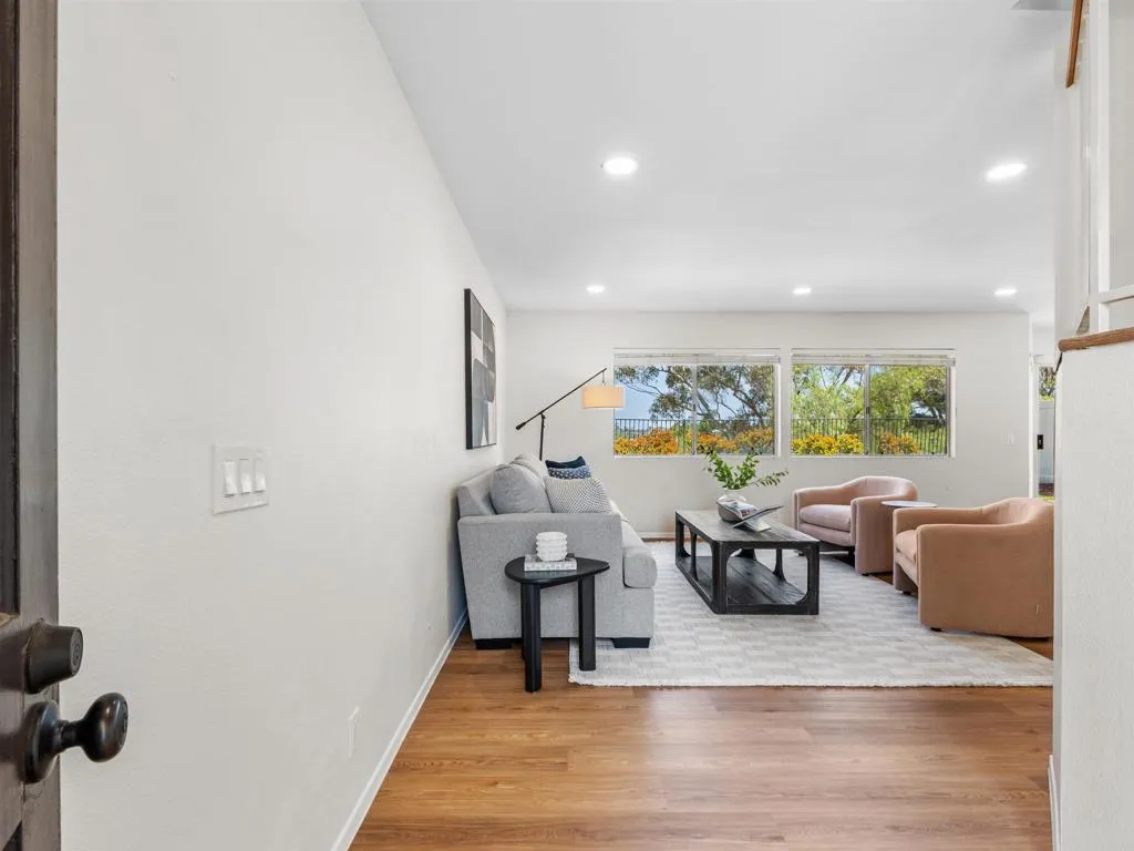 https://cdn.realtyfeed.com/cdn/127/306723445/a2e5d89c31f2e3d8854be38a791a89dc.webp