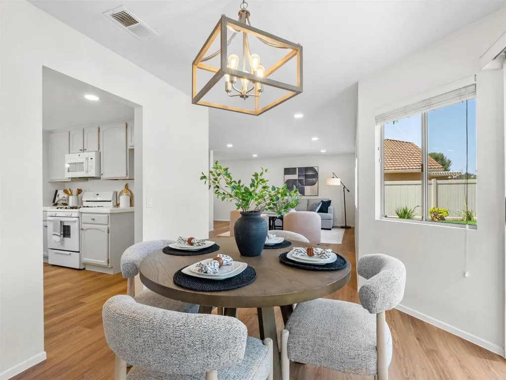 https://cdn.realtyfeed.com/cdn/127/306723445/cd4806d619e850c28f943f383d5597b6.webp