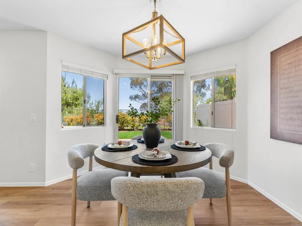 https://cdn.realtyfeed.com/cdn/127/306723445/e103122a6ae746b90ef157161ed3f045.webp