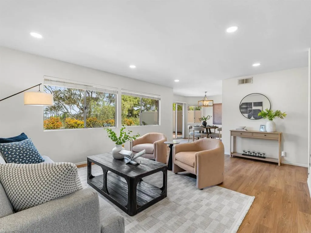 https://cdn.realtyfeed.com/cdn/127/306723445/e1d573c7d59522b306066c1e78bb8e91.webp