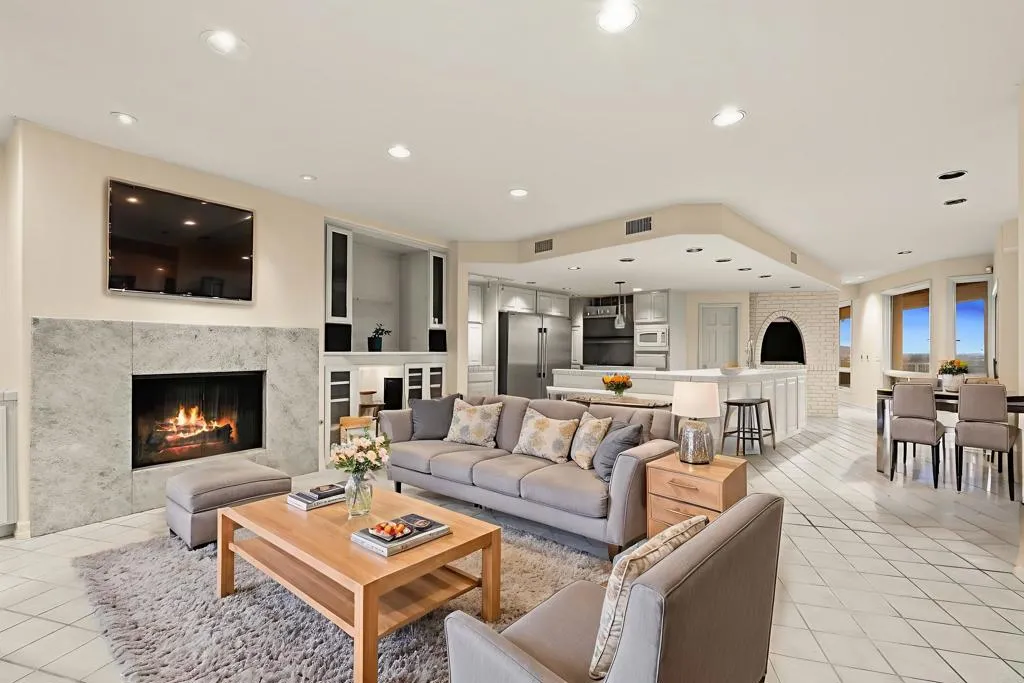 https://cdn.realtyfeed.com/cdn/127/306723452/42523313da3e37932f64f03eef70e0ee.webp