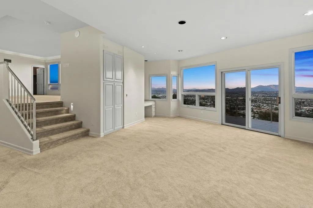 https://cdn.realtyfeed.com/cdn/127/306723452/5f70b54a3bccbb89cc5af23b7910cba3.webp