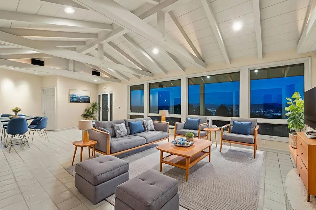https://cdn.realtyfeed.com/cdn/127/306723452/a31871d9d3c955568f2536f699a320c0.webp