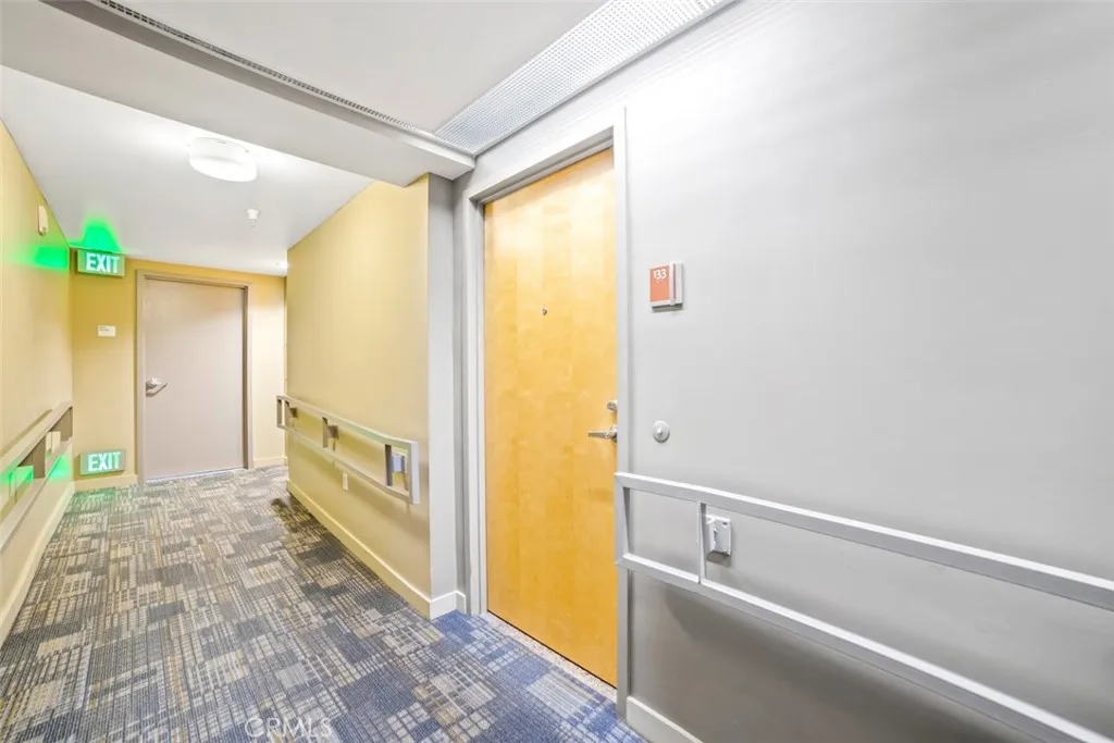 Photo #27: TR26098944 Listing: Photo #27