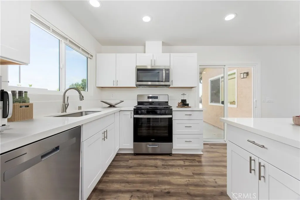 Photo #12: SW26106596 Listing: Photo #12