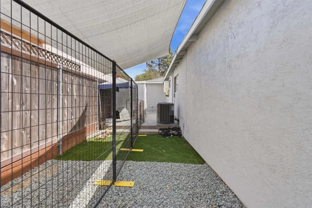 https://cdn.realtyfeed.com/cdn/127/306723477/40b714183dd5412f91f95639c3f25353.webp