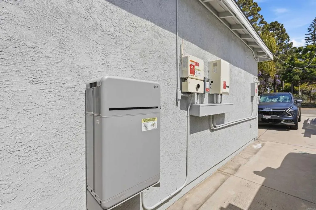 https://cdn.realtyfeed.com/cdn/127/306723477/853aa2bc134b3350ff827ae22eebfb7a.webp