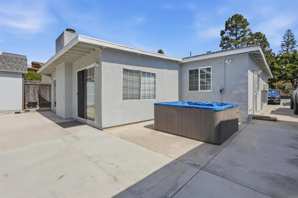 https://cdn.realtyfeed.com/cdn/127/306723477/8dd6b3b5599bf8110f42f3a36968175e.webp