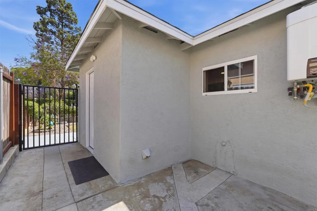 https://cdn.realtyfeed.com/cdn/127/306723477/a0feb76258e83b33bef3ecf2b98ab191.webp