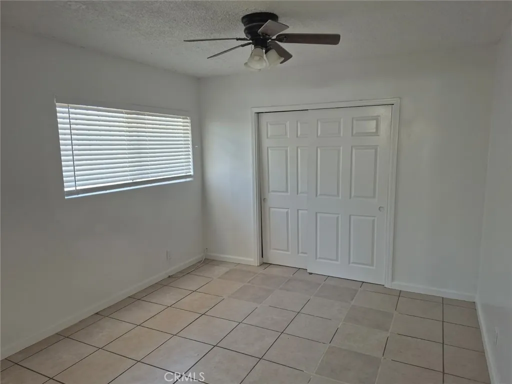 5174 Los Flores Boulevard Unit A, Inglewood, CA 90262 - Photo 4 of 11, Inglewood, CA