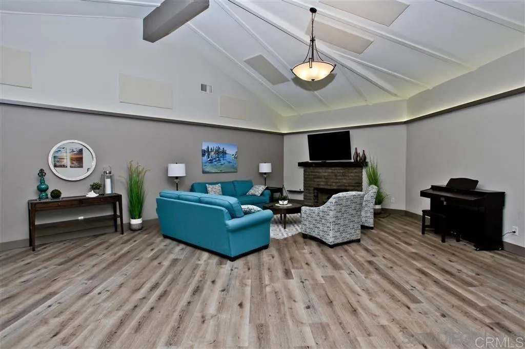 https://cdn.realtyfeed.com/cdn/127/306723499/864bc51a14f44c683d981bad0252340f.webp
