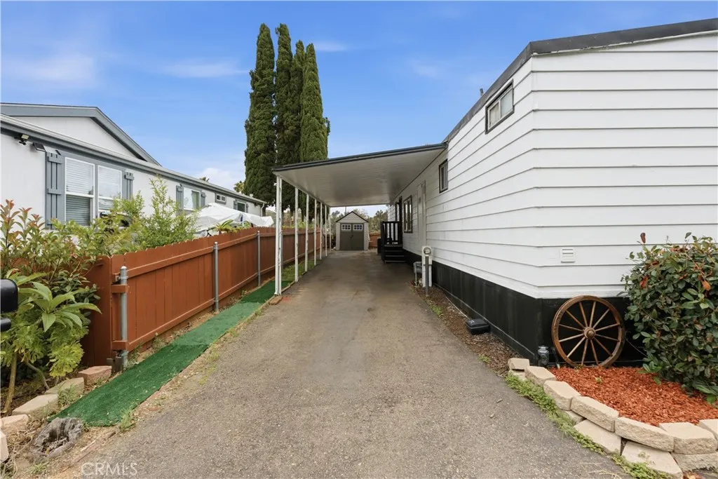 https://cdn.realtyfeed.com/cdn/127/306723500/265b117fa53a10d50afb080eaf23c88f.webp