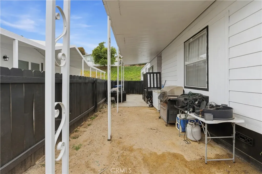 https://cdn.realtyfeed.com/cdn/127/306723500/9e80267c381bf64fa6699f5ab29ae8f3.webp