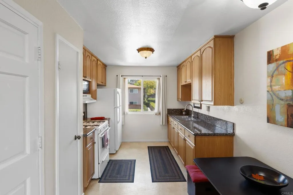 Photo #3: PTP2603880 Listing: Photo #3