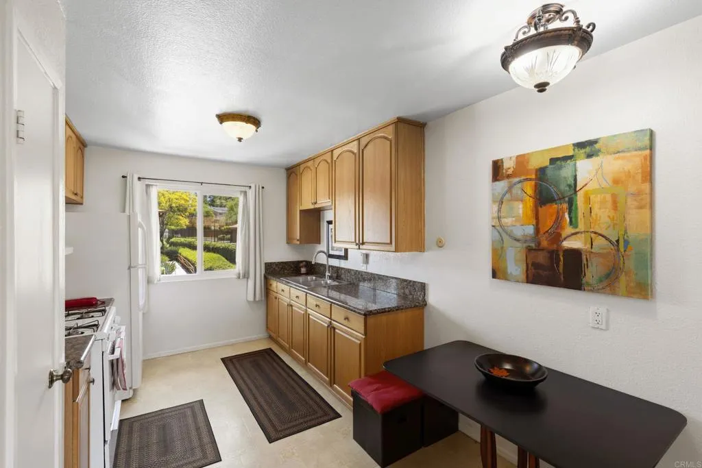 Photo #5: PTP2603880 Listing: Photo #5