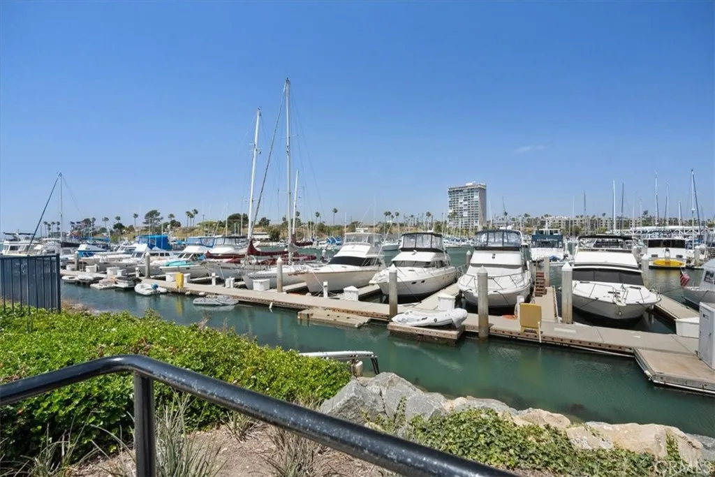 https://cdn.realtyfeed.com/cdn/127/306723602/882e862b1ff0cb5b1fdfdf1dc5d93016.webp