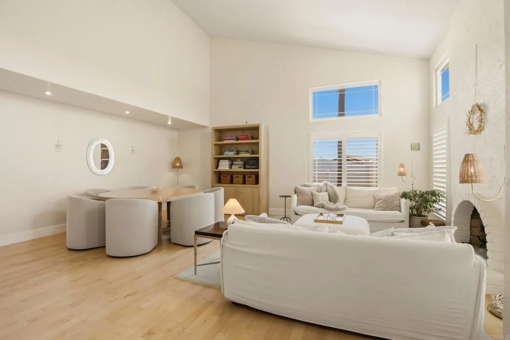 https://cdn.realtyfeed.com/cdn/127/306723660/6ec1218b7924324081b94a3dc8c6a884.webp