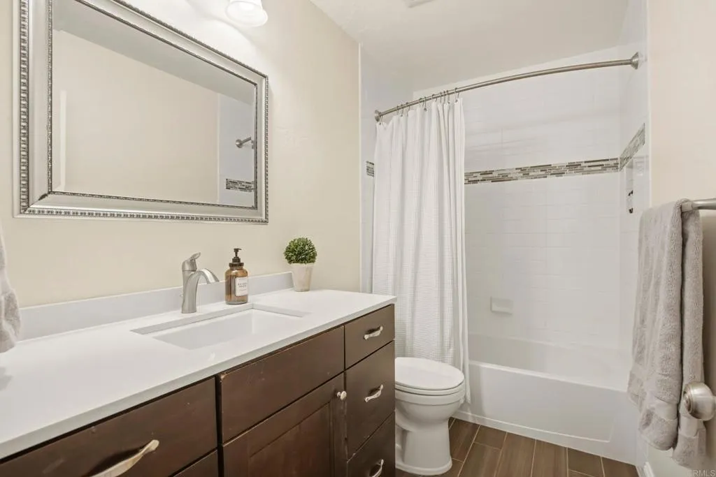https://cdn.realtyfeed.com/cdn/127/306723660/a1f0dbb9c5810568fb729f096cc3d8e6.webp