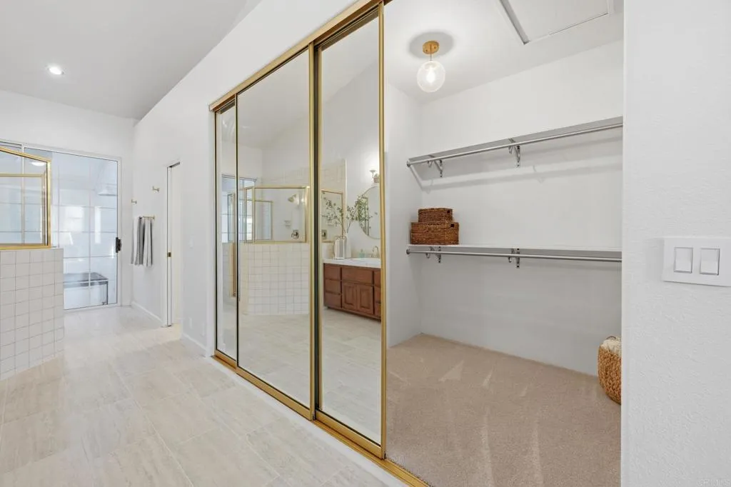 https://cdn.realtyfeed.com/cdn/127/306723718/1289a214c3c1988bac8de0b5bda176d5.webp