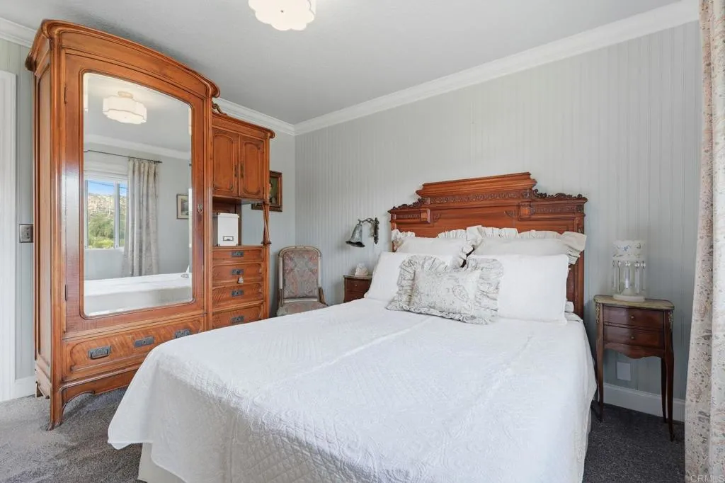 https://cdn.realtyfeed.com/cdn/127/306723718/1a617fc6bf29f0b41f206fc881bdabf3.webp
