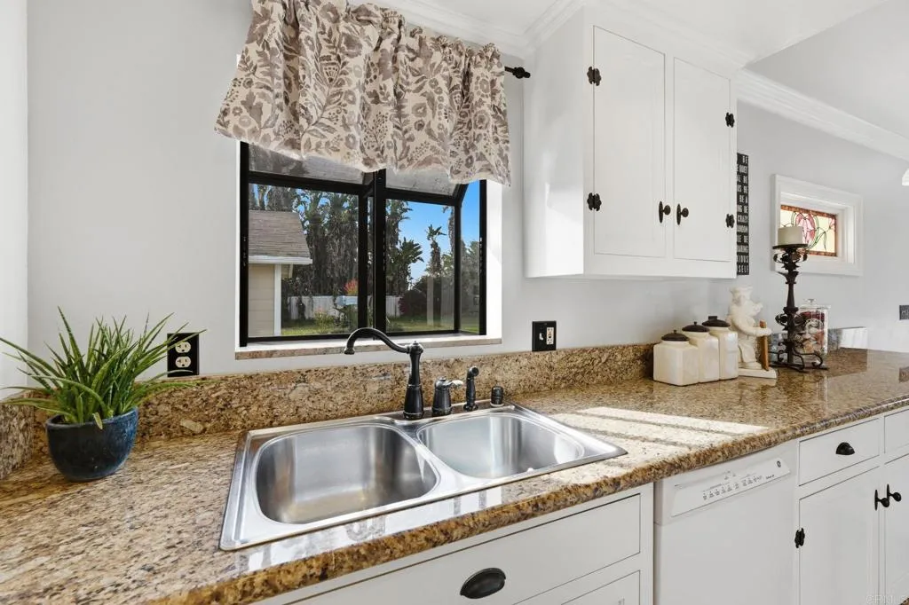 https://cdn.realtyfeed.com/cdn/127/306723718/34928dbe03fd611e0d96c93adf83a861.webp