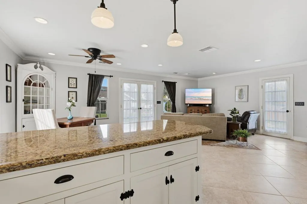 https://cdn.realtyfeed.com/cdn/127/306723718/d9a23591faf04e6260f25d34b0f401d2.webp