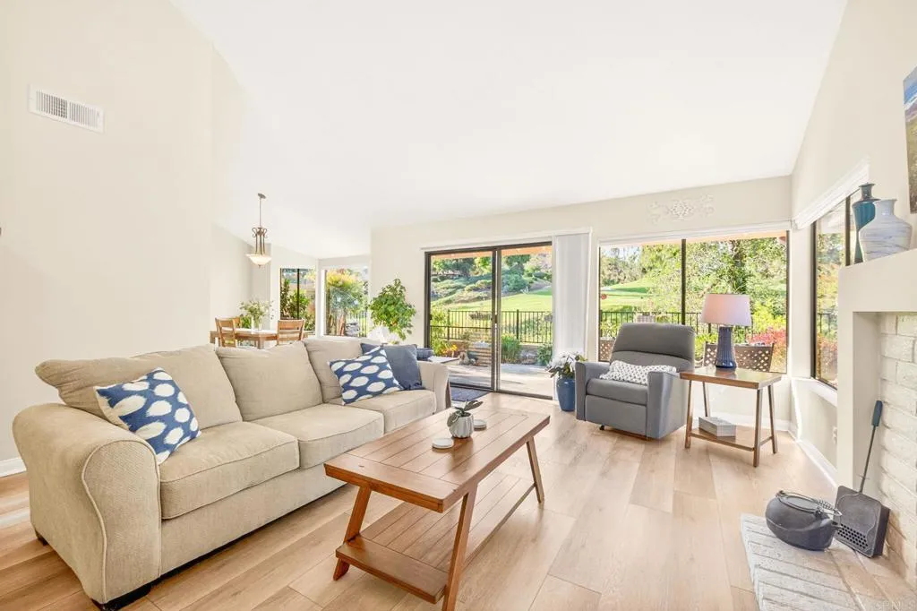 https://cdn.realtyfeed.com/cdn/127/306723868/28ffd684f739cb01ae0ac74672d87662.webp