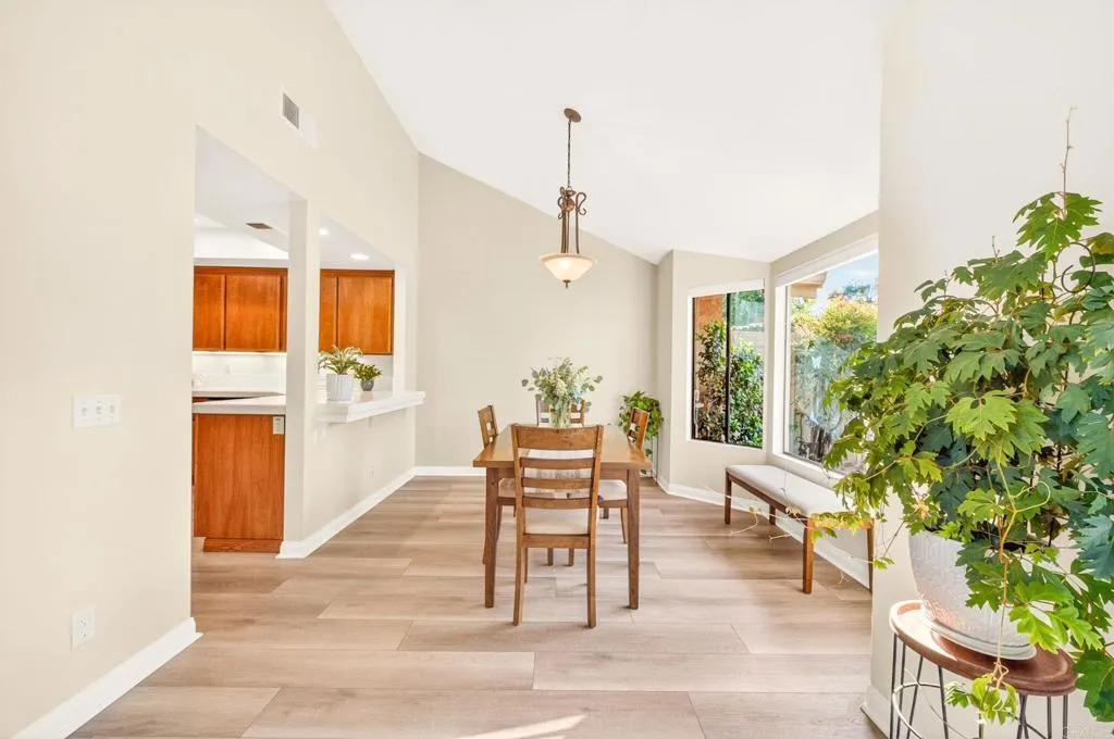https://cdn.realtyfeed.com/cdn/127/306723868/52febce3af04d791fec9181ac3b339ce.webp
