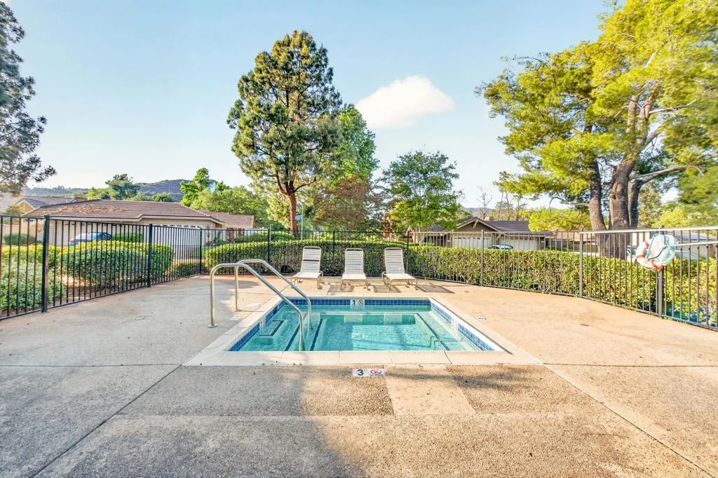 https://cdn.realtyfeed.com/cdn/127/306723868/559a58969c3eb0e3d92d6ccf4db6d755.webp