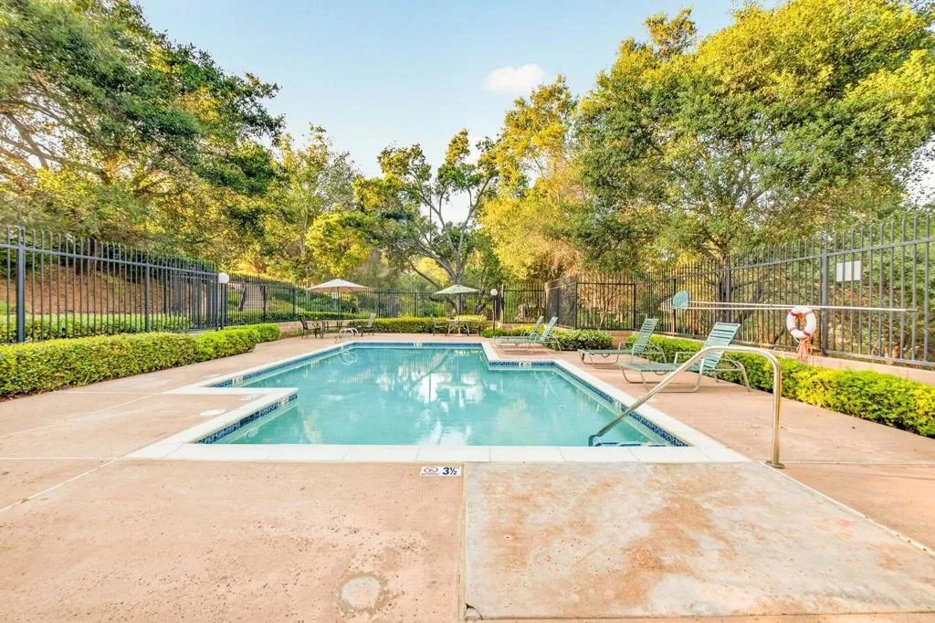 https://cdn.realtyfeed.com/cdn/127/306723868/6eb04a107f0e9684f52fc39f6e832e27.webp