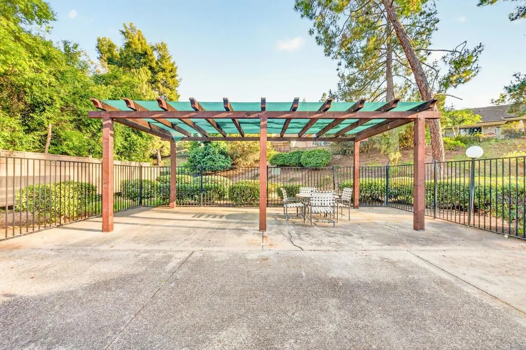 https://cdn.realtyfeed.com/cdn/127/306723868/b6d4ab948f6e3a4c20f5c09caea9c7d3.webp