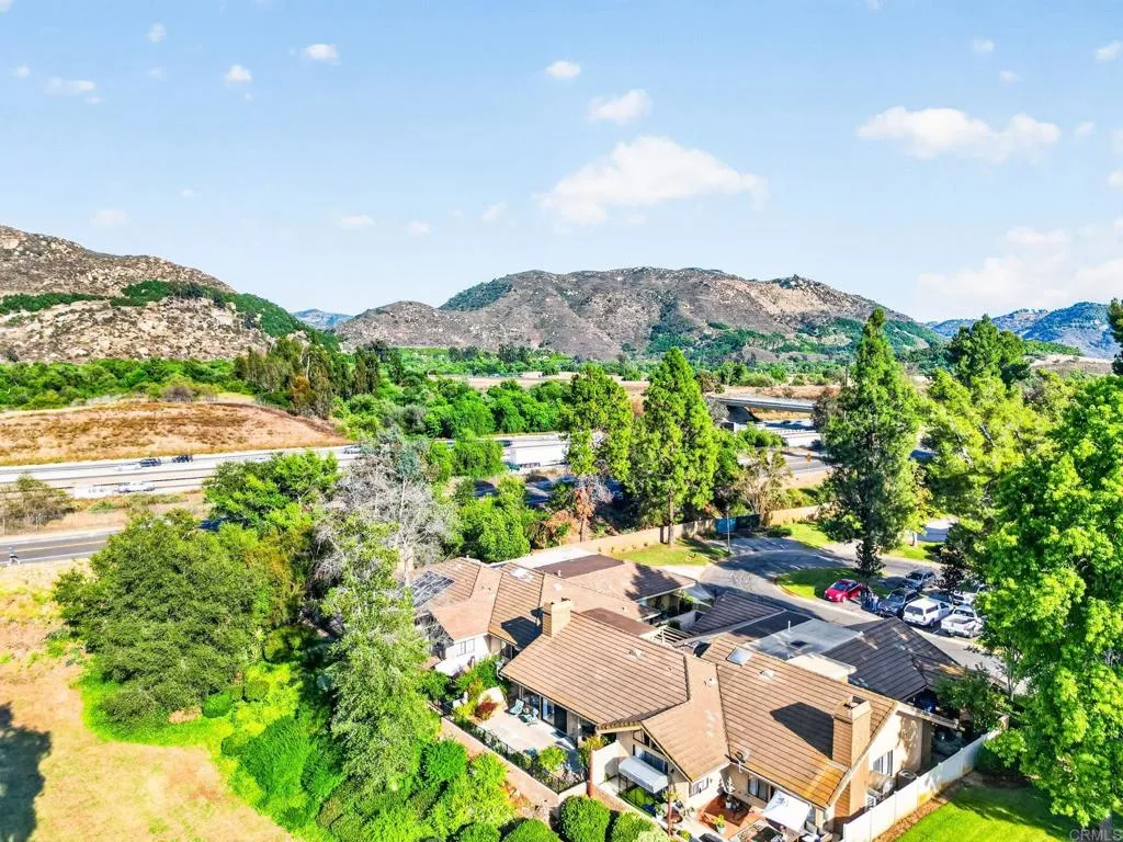 https://cdn.realtyfeed.com/cdn/127/306723868/d95fecb36987eae4e29c02d7816b017a.webp
