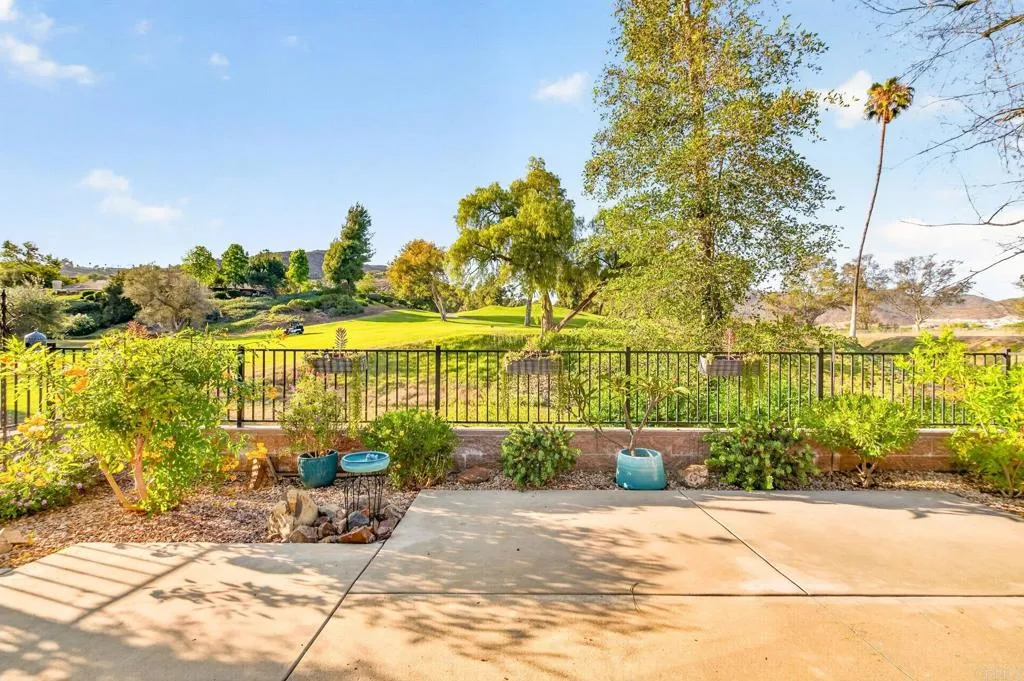https://cdn.realtyfeed.com/cdn/127/306723868/e3723cba8f62b03dfa9ccbc055a144a9.webp