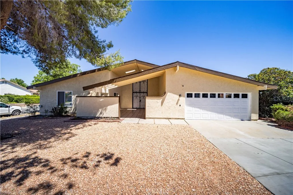 Lancaster, CA 93536