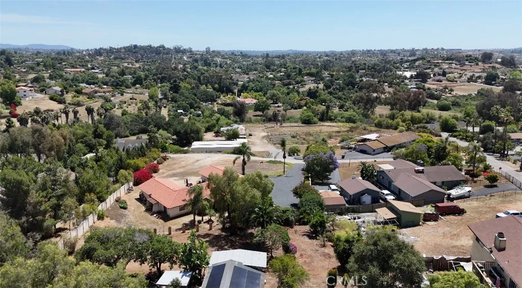 https://cdn.realtyfeed.com/cdn/127/306723968/9bb510d593f4a620f3687f31bb76ee17.webp