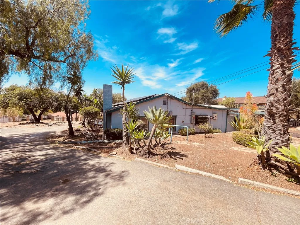 https://cdn.realtyfeed.com/cdn/127/306723968/a6c55f1a724840d6941b2ae9b8458484.webp
