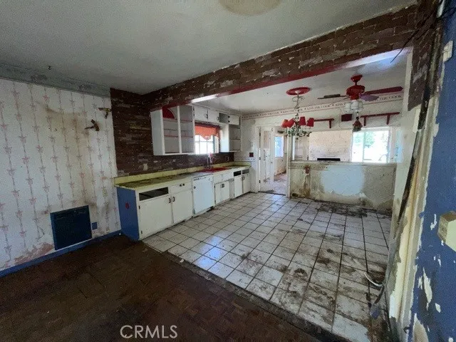 https://cdn.realtyfeed.com/cdn/127/306723968/b65581a0edb5be9e10d6766cfd3338ab.webp