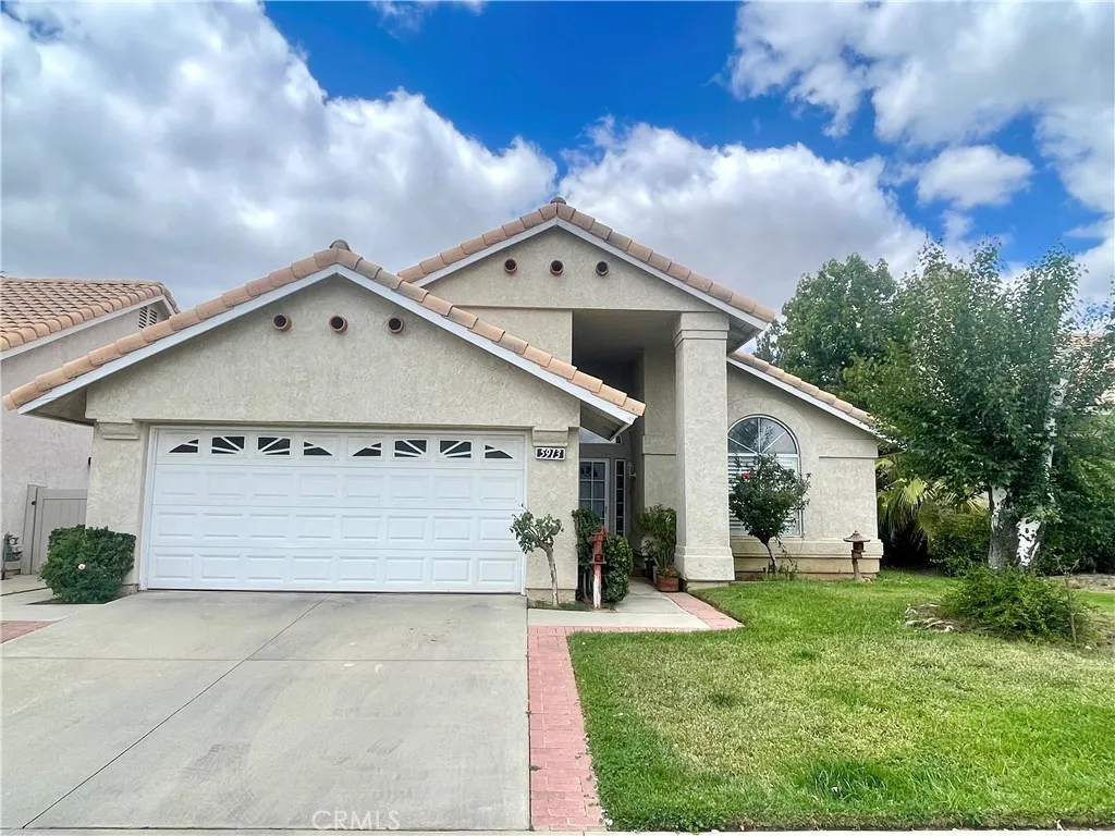 Banning, CA 92220
