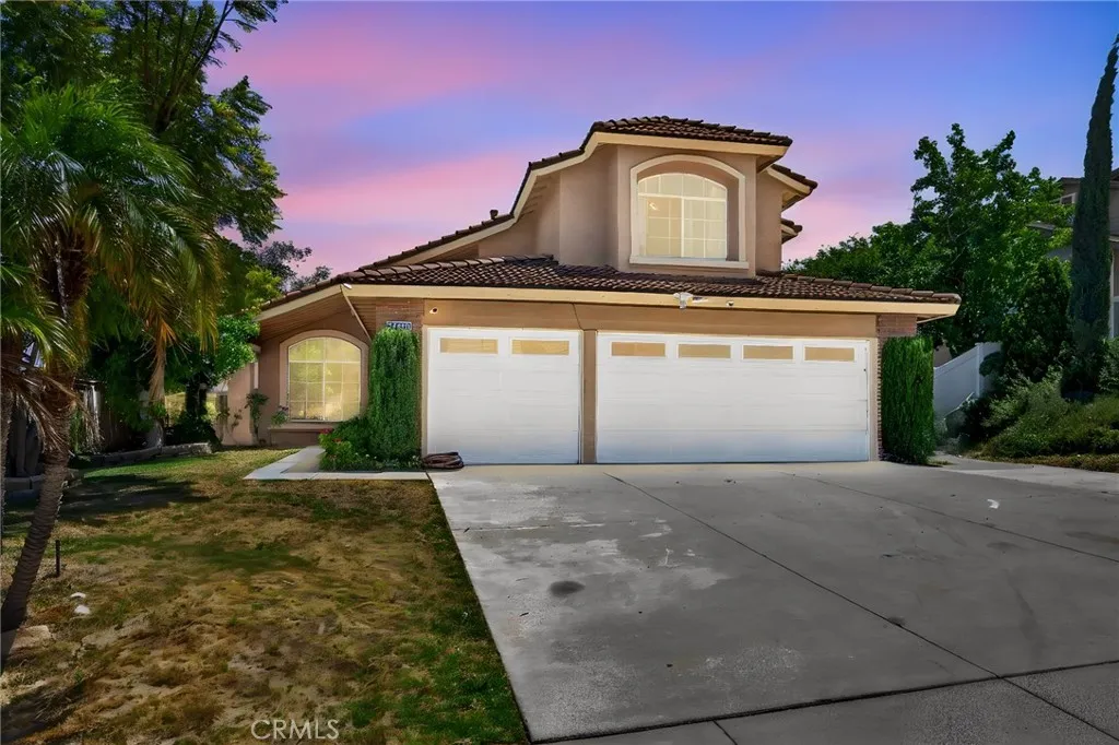 Corona, CA 92883