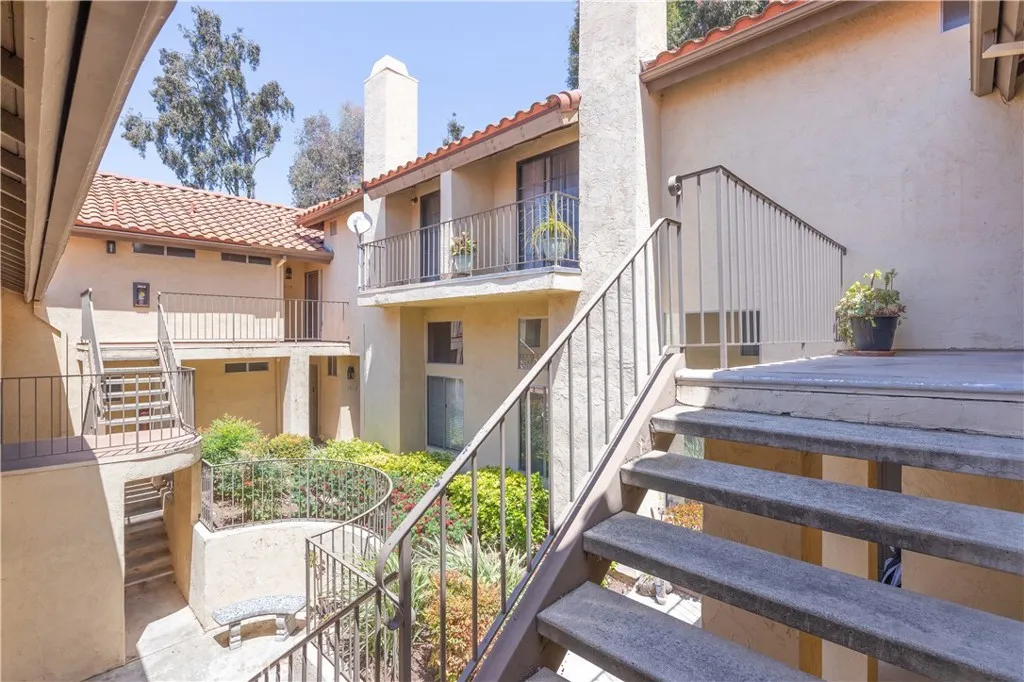 https://cdn.realtyfeed.com/cdn/127/306724178/19cf75138455ad814540fe521dcd9455.webp