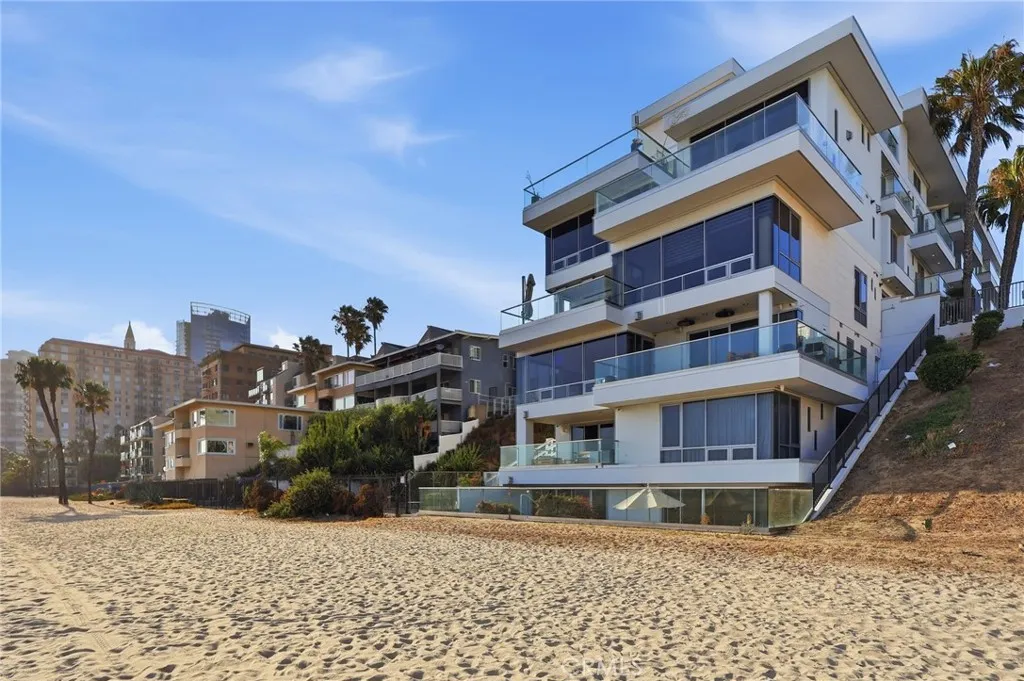 23 4th Place Unit 6, Long Beach, CA 90802 - Photo 5 of 70, Long Beach, CA