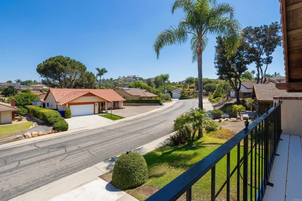 https://cdn.realtyfeed.com/cdn/127/306724203/07e91a771d6949187cf535caab0e8109.webp