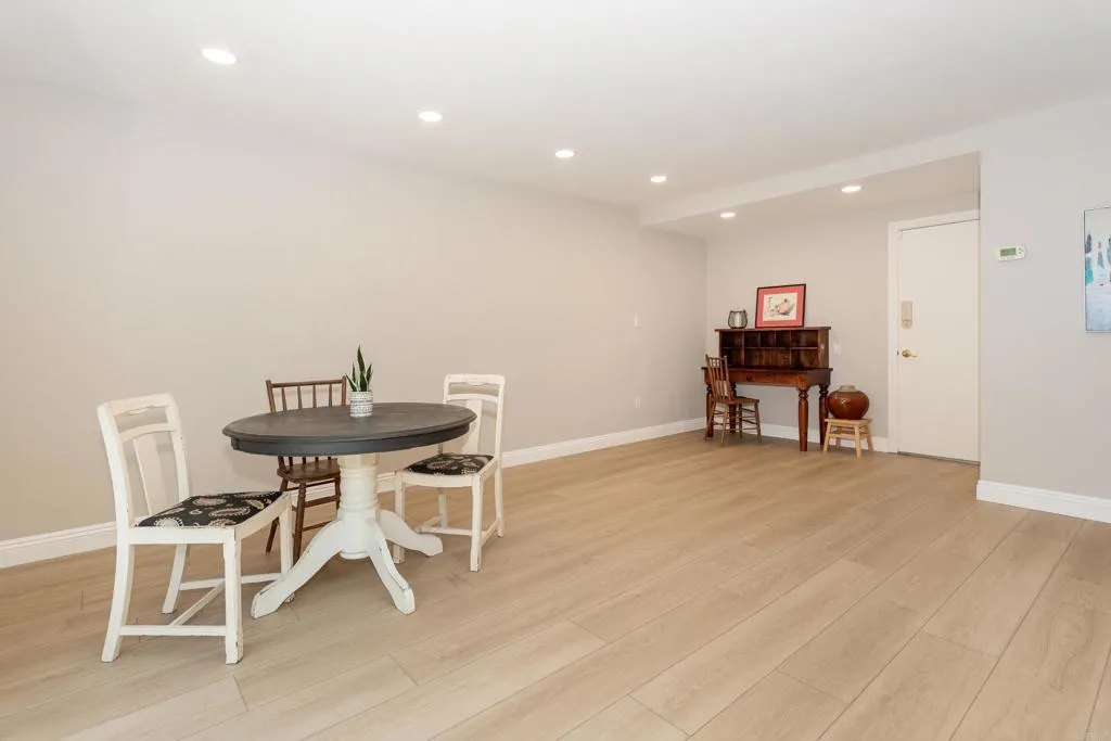 https://cdn.realtyfeed.com/cdn/127/306724203/10806fee871b93b0f26262ad553dcdb0.webp