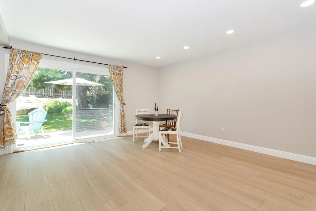 https://cdn.realtyfeed.com/cdn/127/306724203/4536a28b705508ebd8ed75e38330eeab.webp